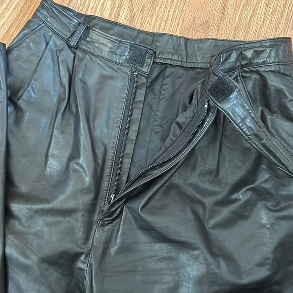 Leather 80s Pants Women's Size 8 Black Pleated Two Pockets Zipper Velcro Lined - Picture 5 of 13